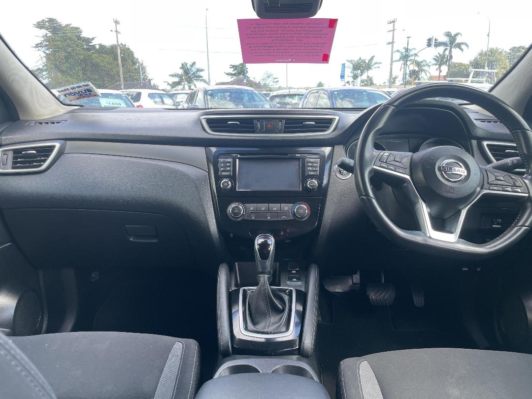 Photo '19' of Nissan Qashqai ST