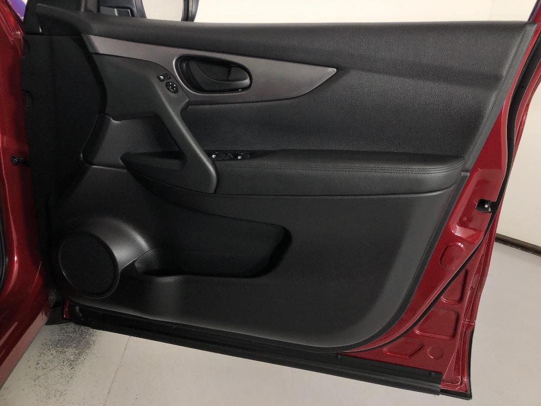 Photo '15' of Nissan Qashqai