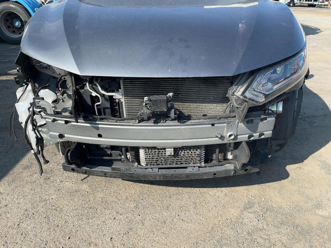 Photo '14' of Nissan Qashqai ST