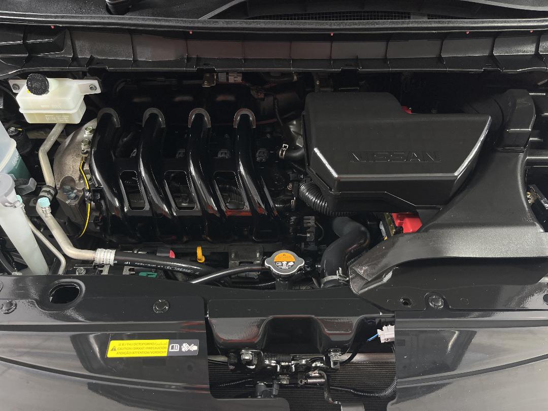 Photo '13' of Nissan Serena