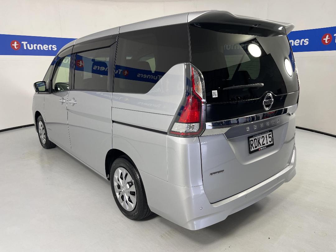 Photo '5' of Nissan Serena