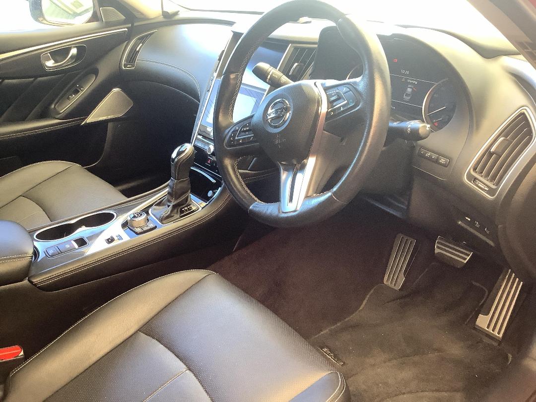 Photo '11' of Nissan Skyline