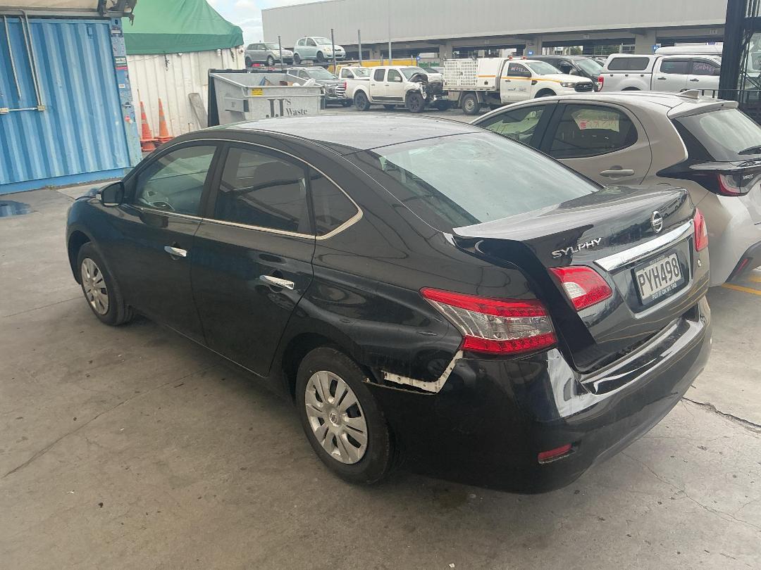 Photo '11' of Nissan Sylphy