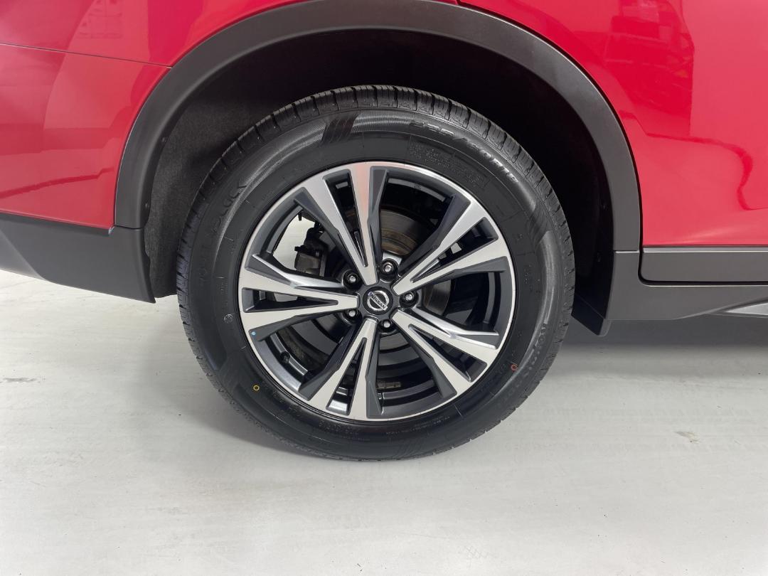 Photo '12' of Nissan X-Trail