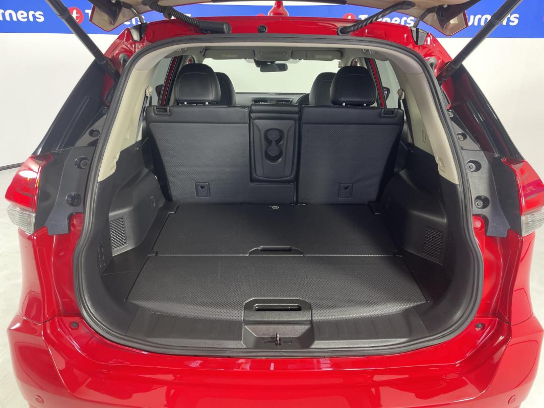 Photo '14' of Nissan X-Trail