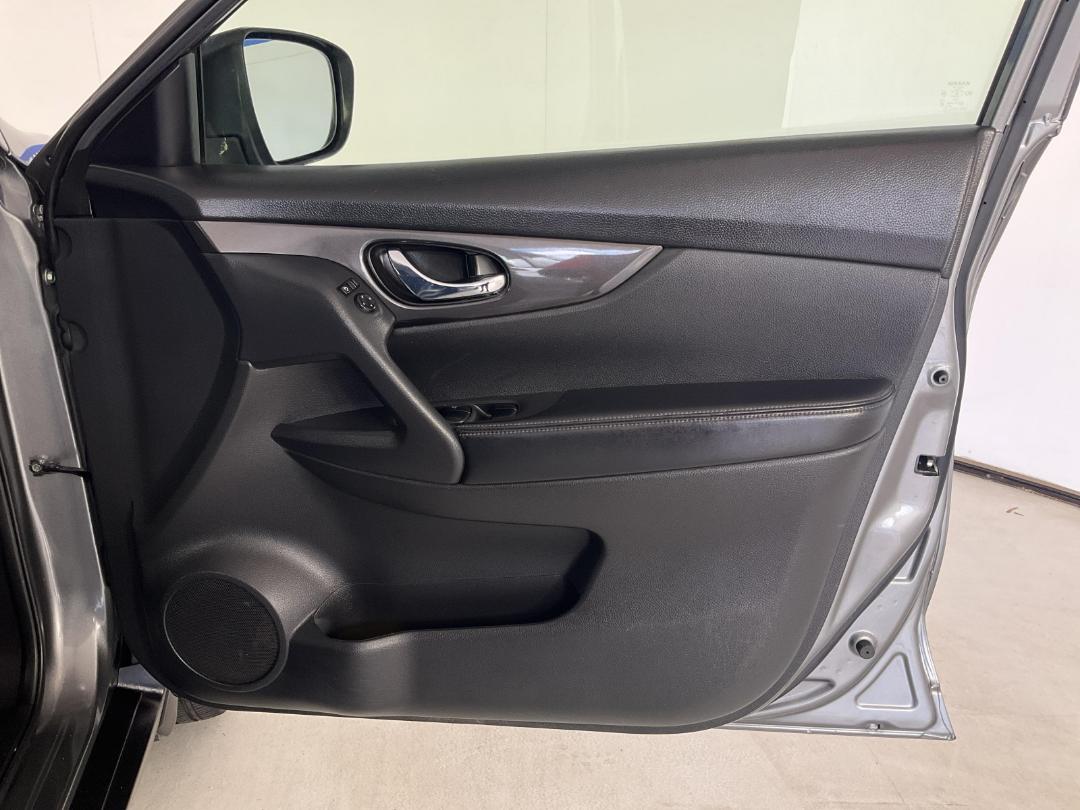 Photo '15' of Nissan X-Trail Photo '15' of Nissan X-Trail