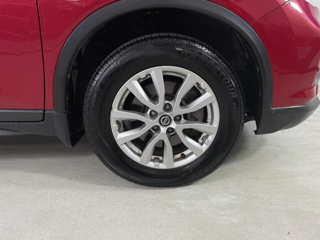 Photo '9' of Nissan X-Trail