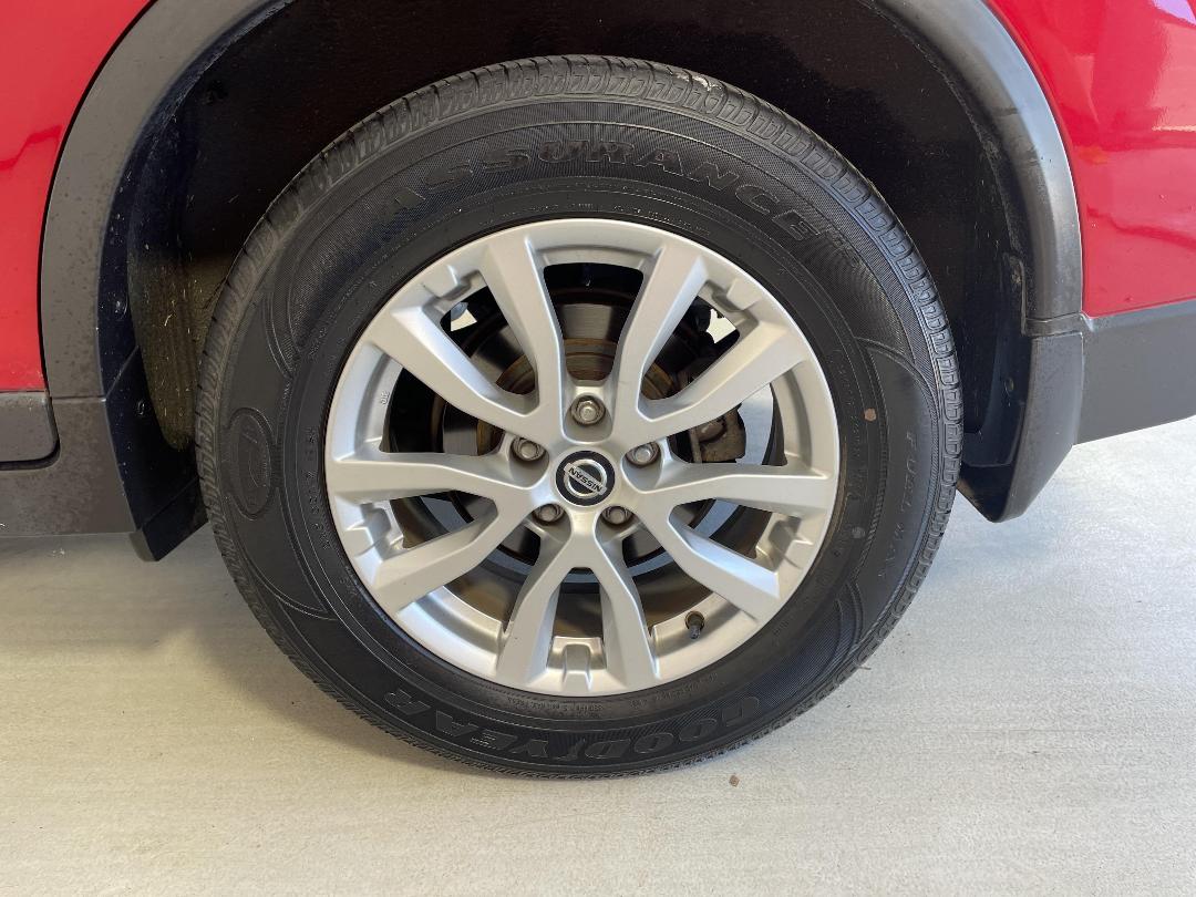 Photo '11' of Nissan X-Trail