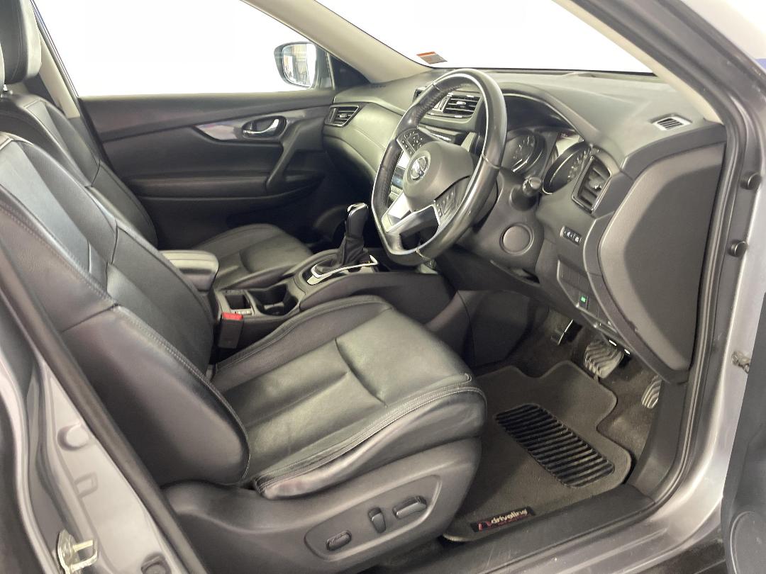 Photo '16' of Nissan X-Trail Photo '16' of Nissan X-Trail