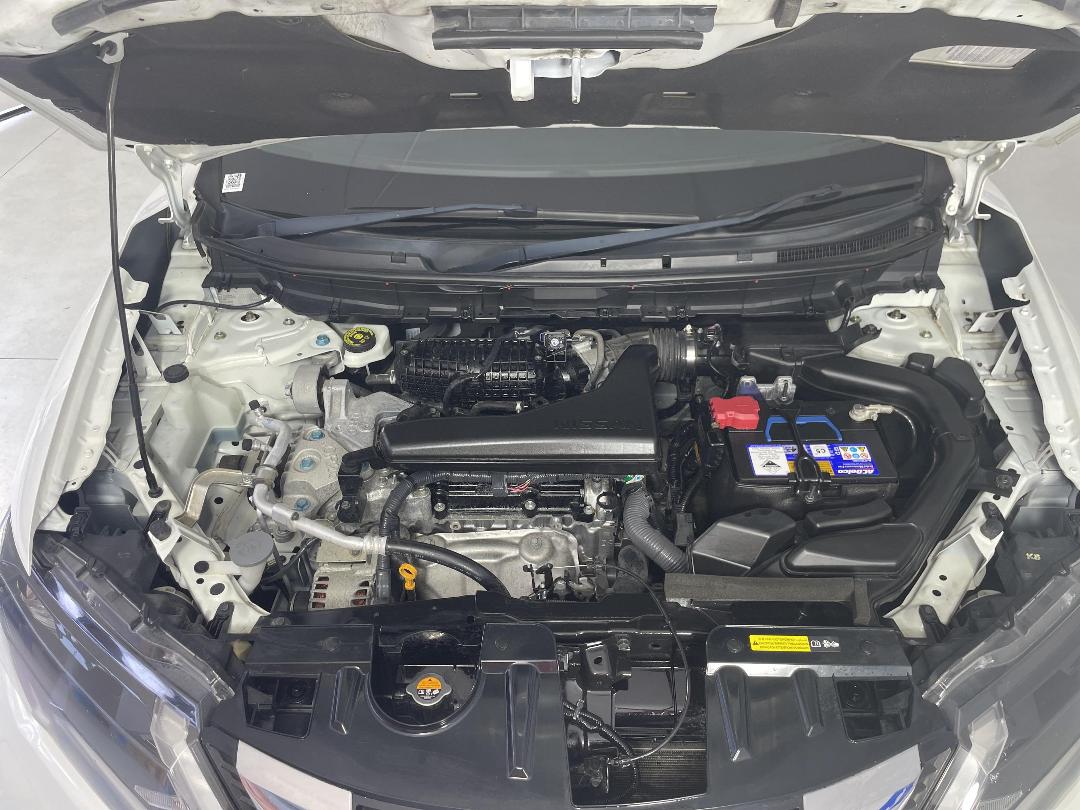 Photo '13' of Nissan X-Trail