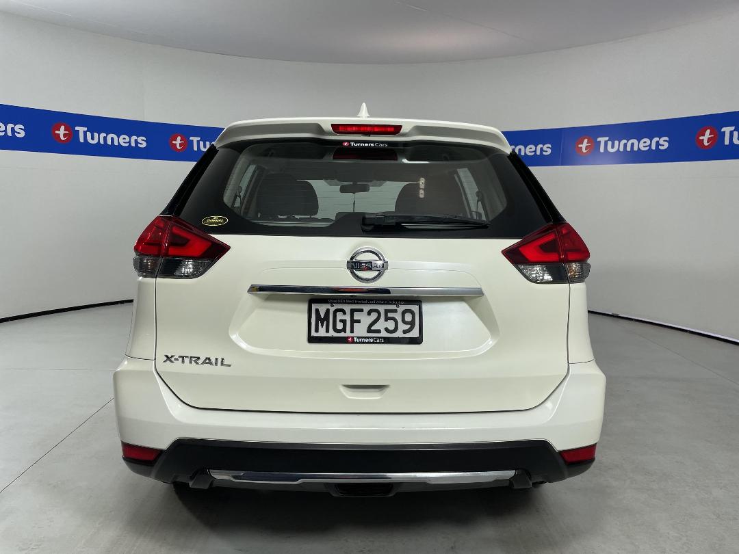 Photo '6' of Nissan X-Trail