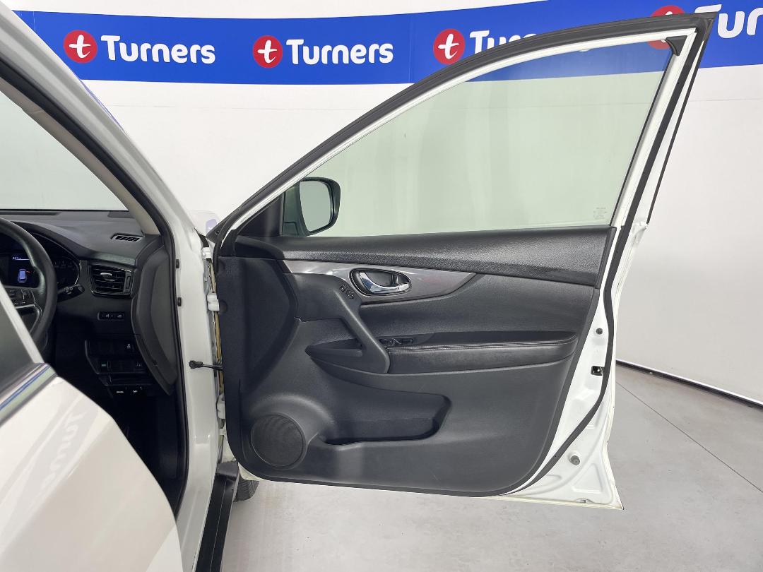 Photo '15' of Nissan X-Trail