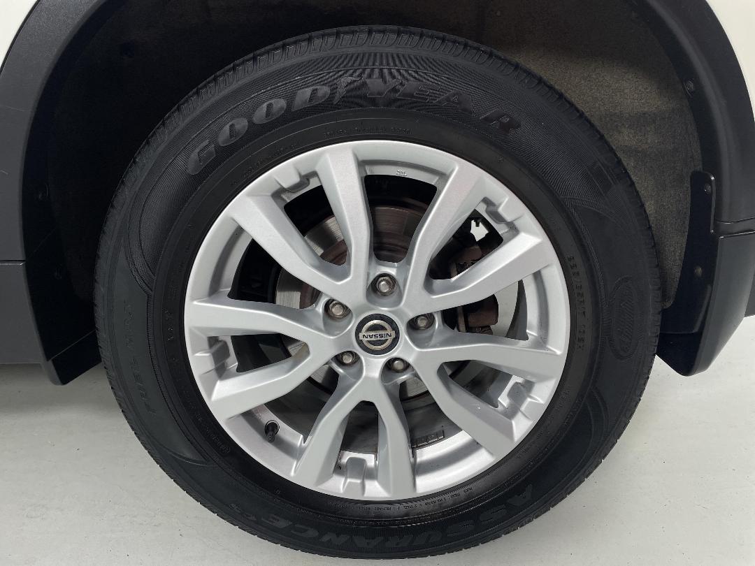 Photo '11' of Nissan X-Trail