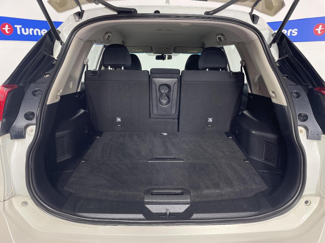 Photo '14' of Nissan X-Trail