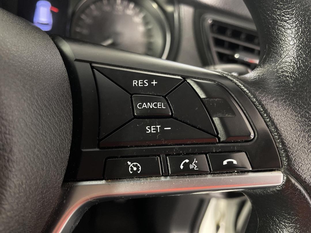 Photo '25' of Nissan X-Trail