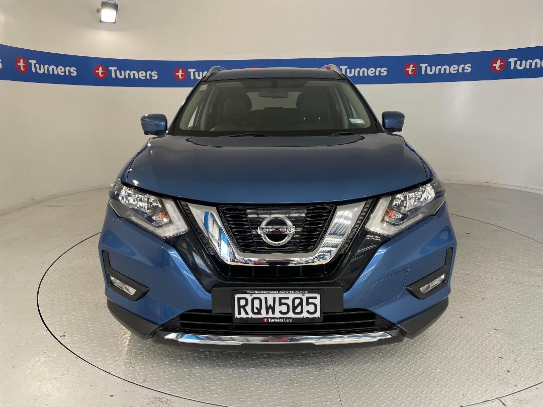 Photo '2' of Nissan X-Trail