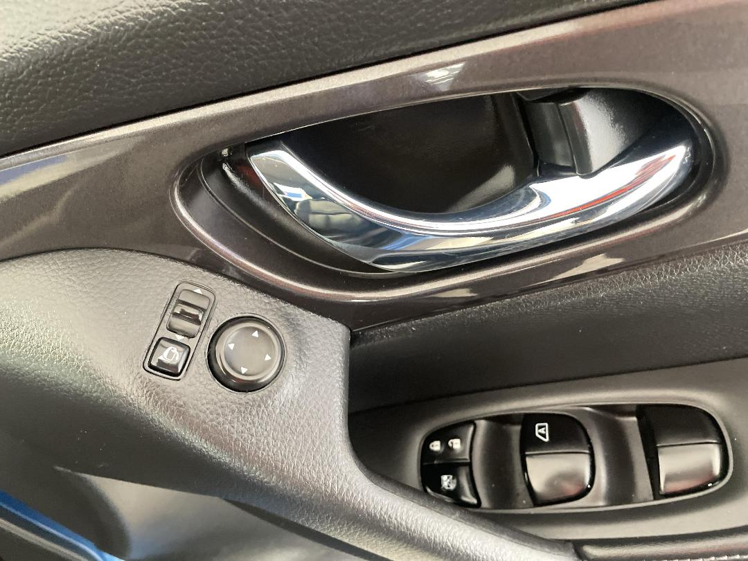 Photo '23' of Nissan X-Trail