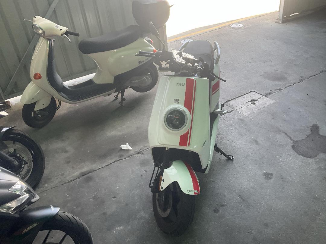 Photo '4' of NIU N-GT