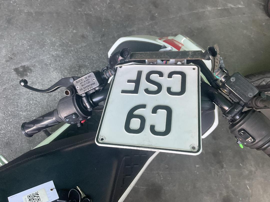 Photo '10' of NIU N-GT