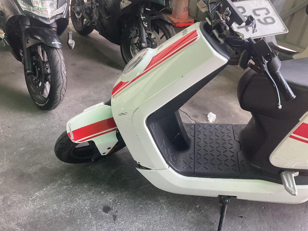 Photo '16' of NIU N-GT