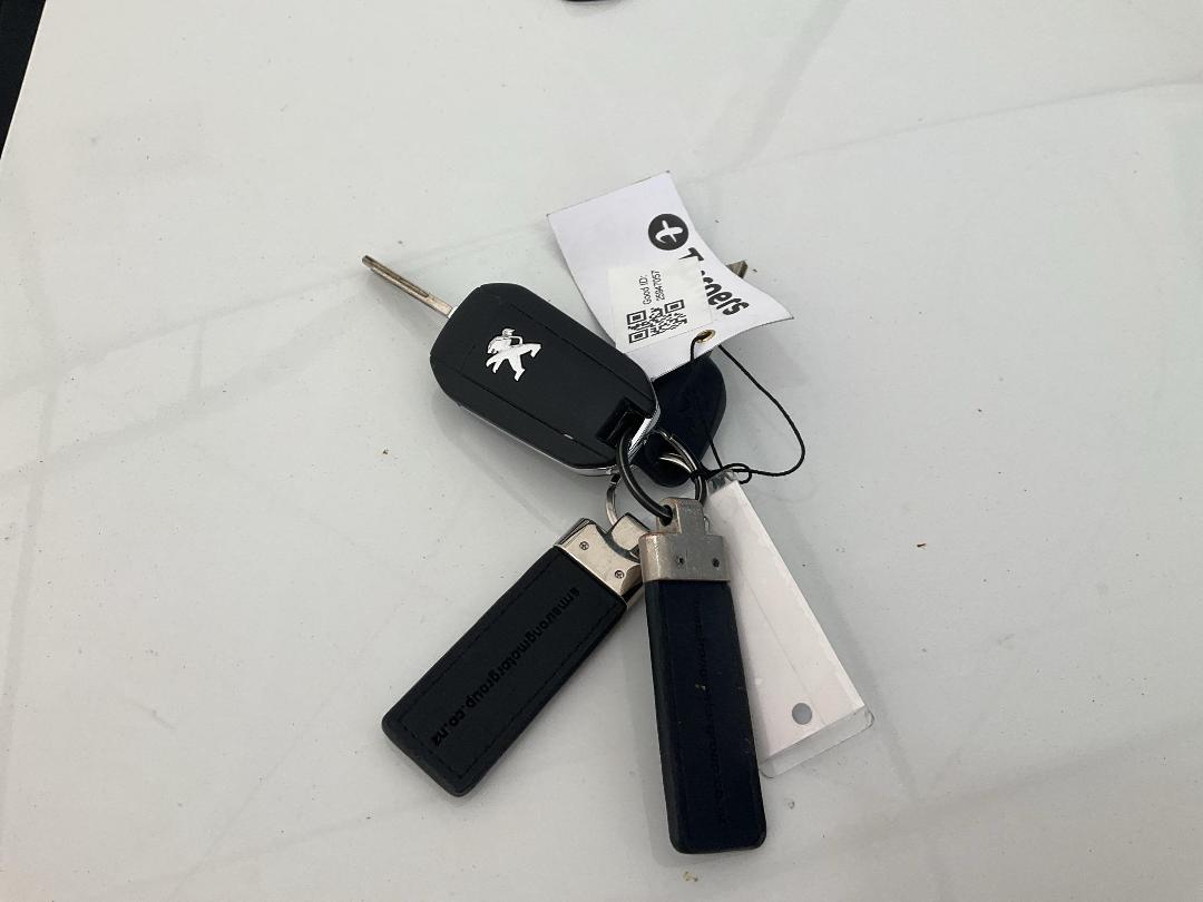 Photo '12' of Peugeot 2008 GT Line Photo '12' of Peugeot 2008 GT Line