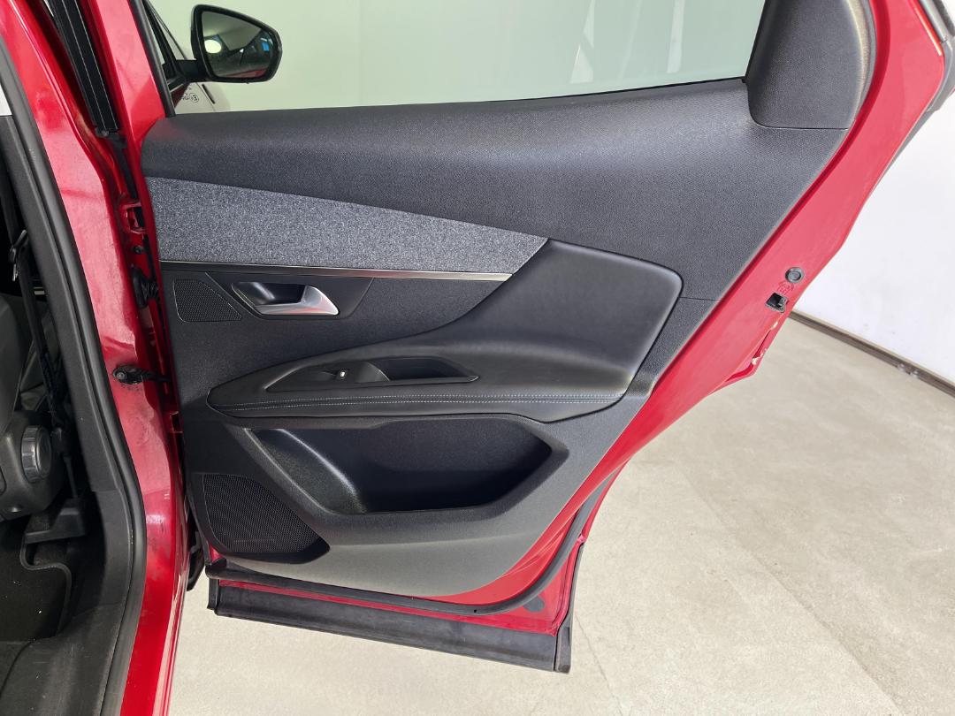 Photo '19' of Peugeot 3008 Photo '19' of Peugeot 3008