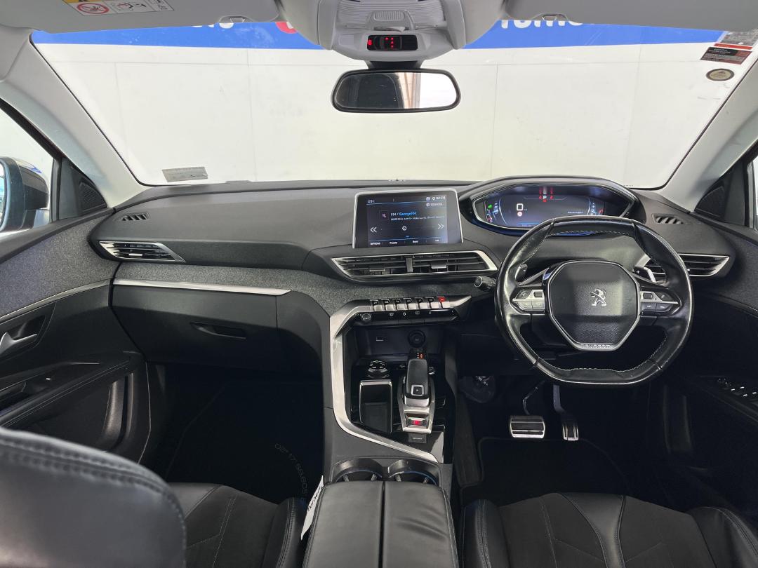 Photo '17' of Peugeot 3008 Photo '17' of Peugeot 3008