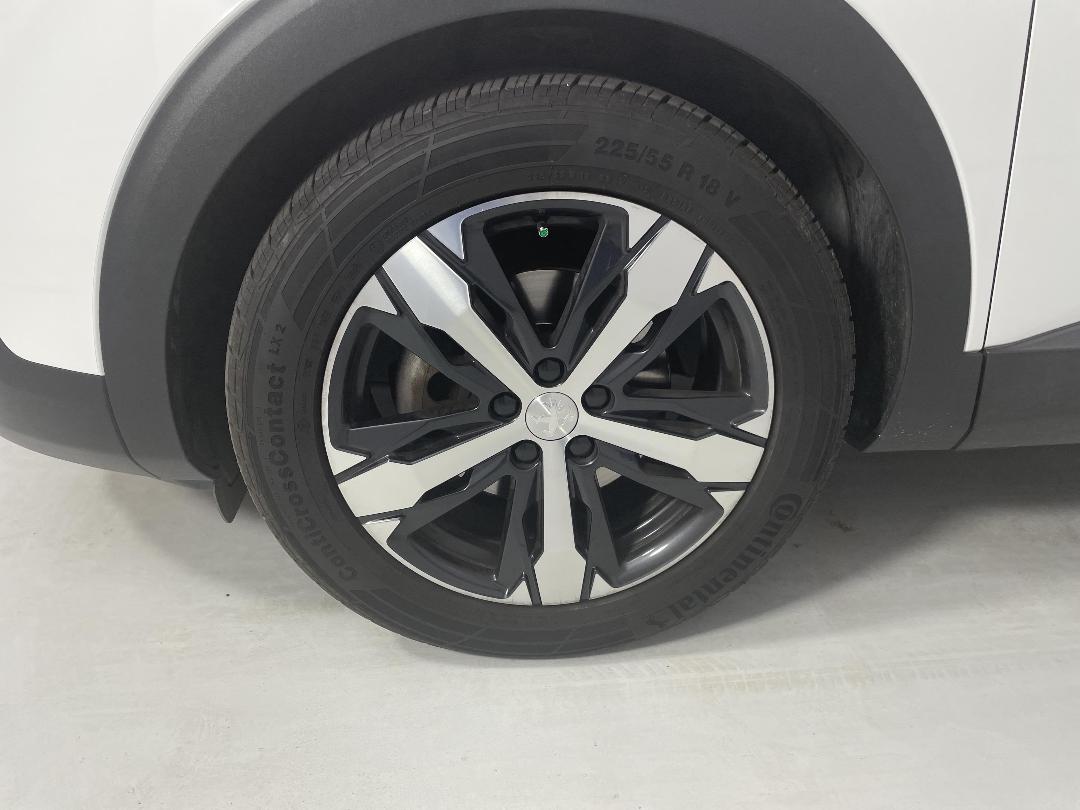 Photo '10' of Peugeot 3008 Photo '10' of Peugeot 3008