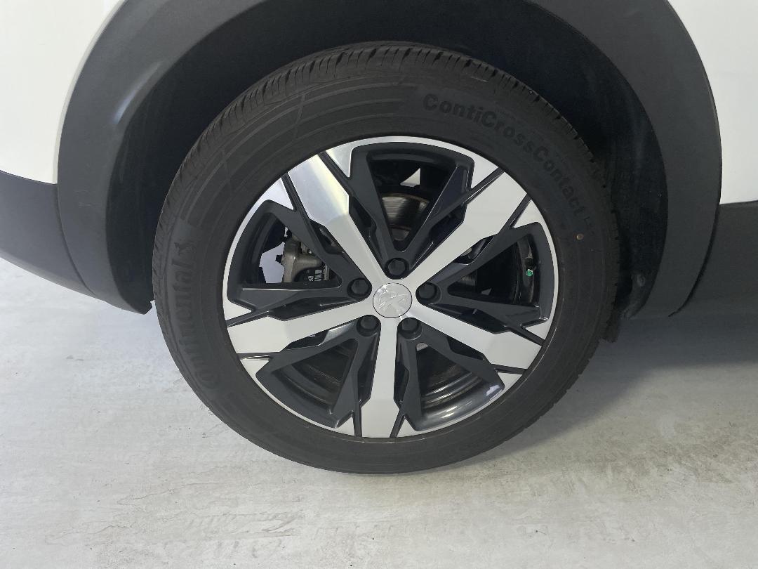 Photo '12' of Peugeot 3008 Photo '12' of Peugeot 3008