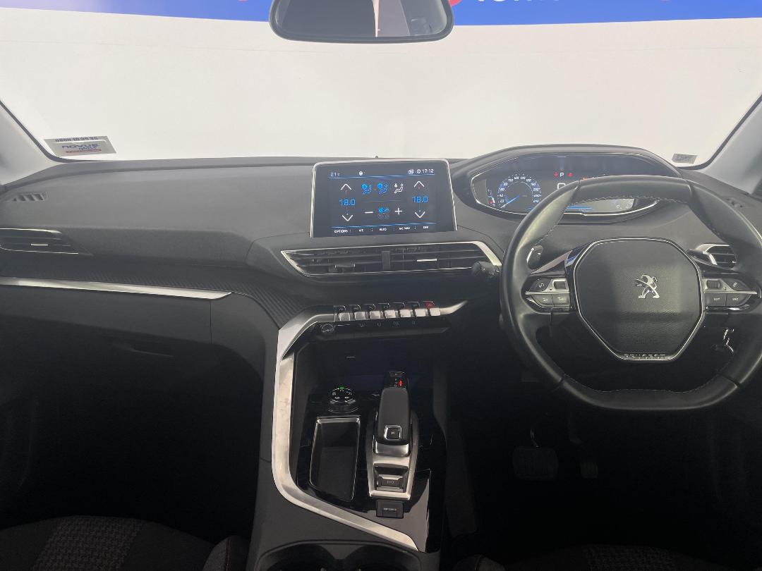 Photo '17' of Peugeot 3008 Photo '17' of Peugeot 3008