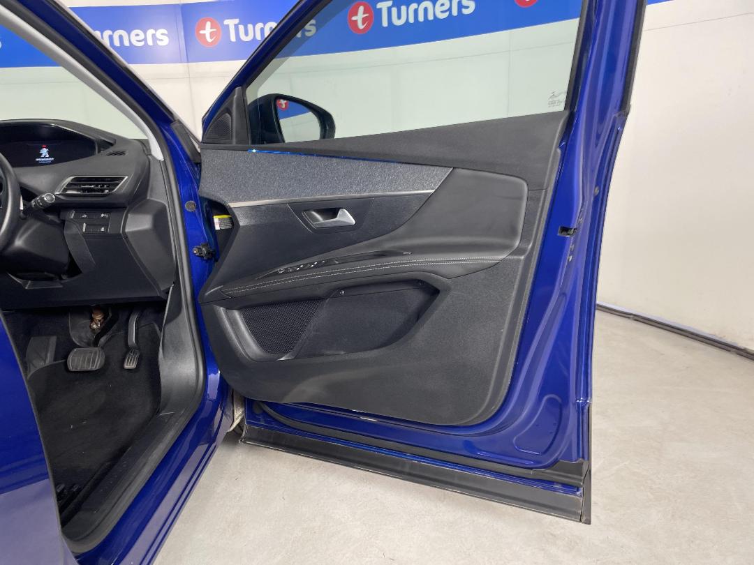 Photo '15' of Peugeot 3008