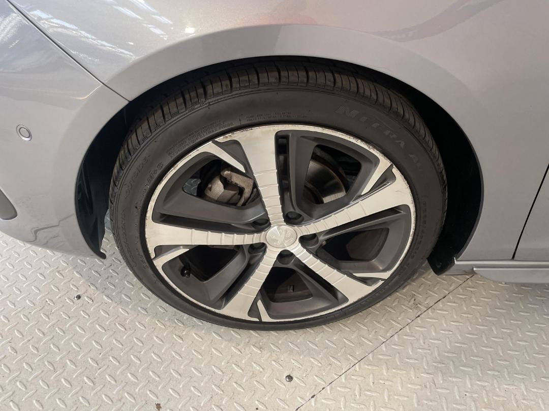 Photo '10' of Peugeot 308