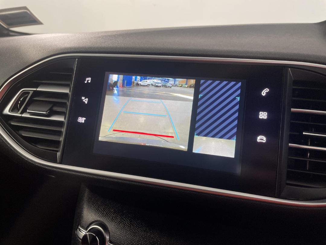 Photo '30' of Peugeot 308