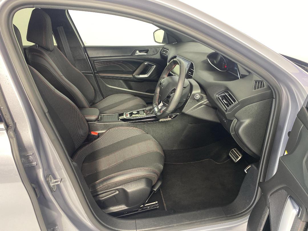 Photo '16' of Peugeot 308