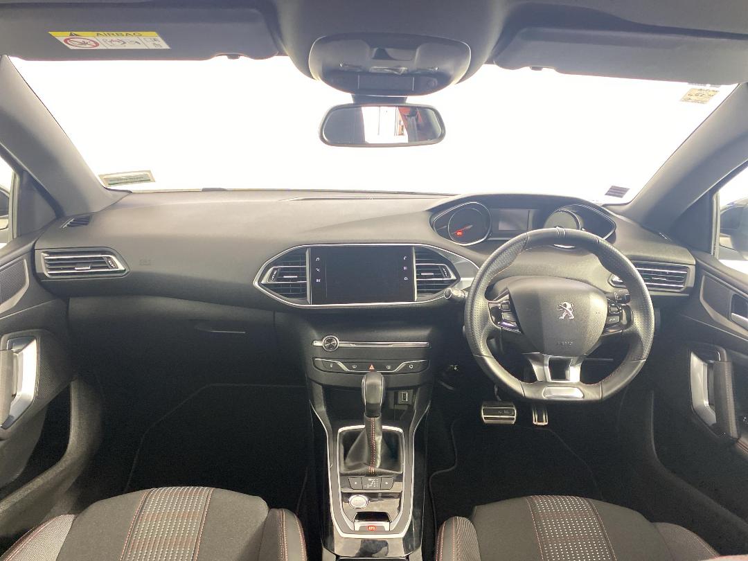 Photo '17' of Peugeot 308