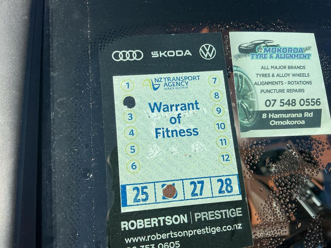 Photo '17' of Porsche Cayenne Photo '17' of Porsche Cayenne