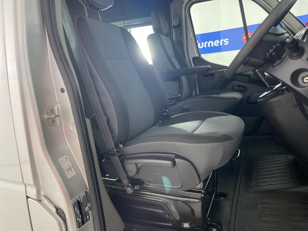 Photo '16' of Renault Master Photo '16' of Renault Master