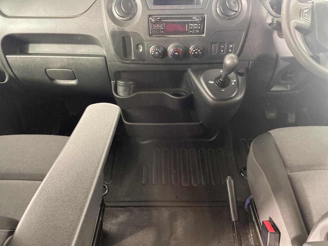 Photo '18' of Renault Master Photo '18' of Renault Master