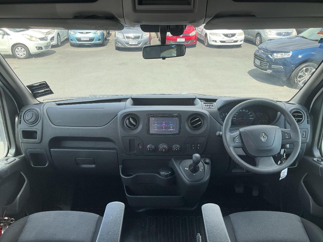 Photo '16' of Renault Master Photo '16' of Renault Master