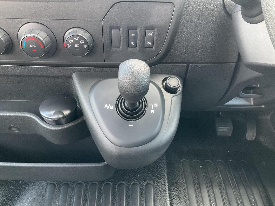 Photo '17' of Renault Master Photo '17' of Renault Master