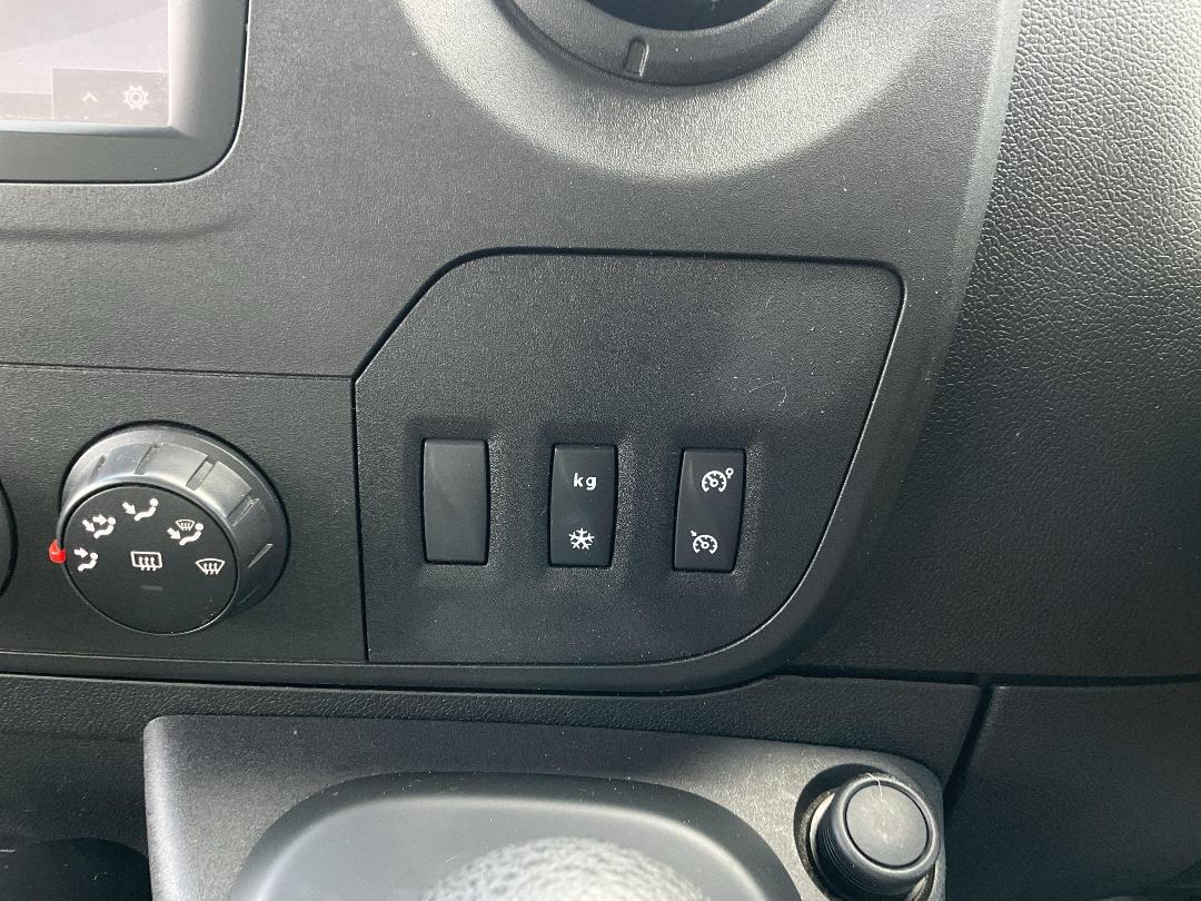 Photo '27' of Renault Master Photo '27' of Renault Master