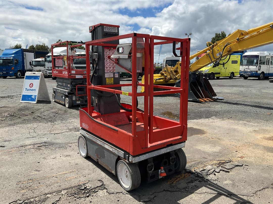 Photo '5' of SkyJack SJ16 Scissor Lift Photo '5' of SkyJack SJ16 Scissor Lift