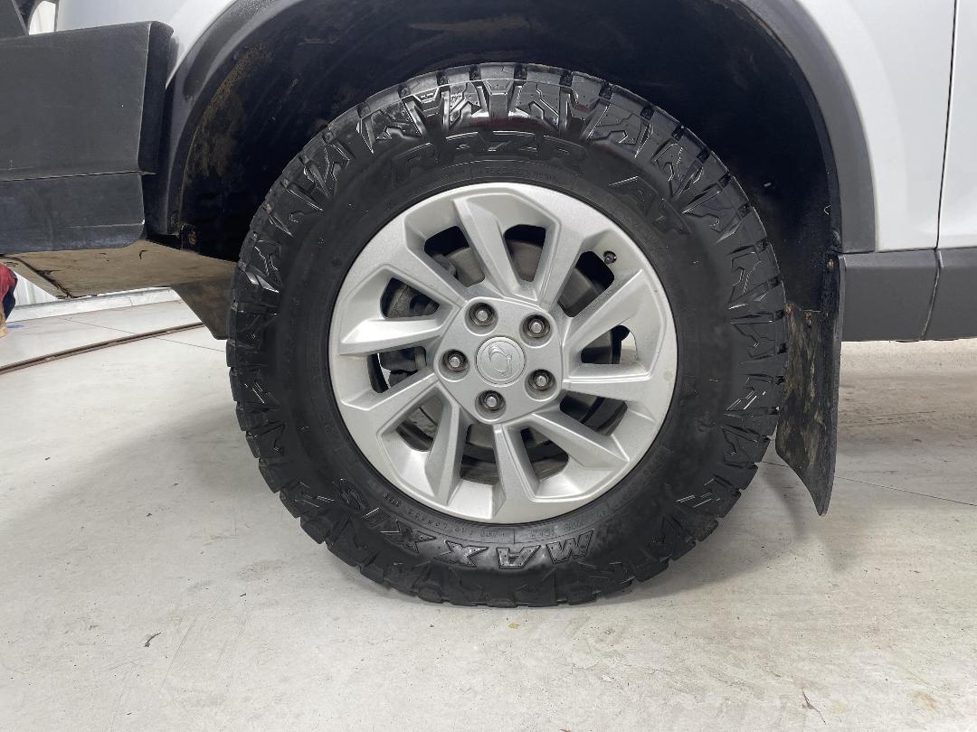 Photo '10' of Ssangyong Rhino Photo '10' of Ssangyong Rhino