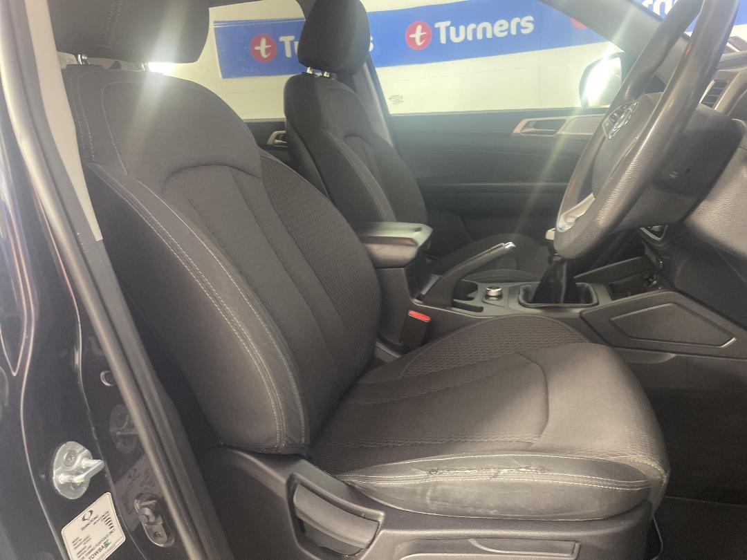 Photo '16' of Ssangyong Rhino