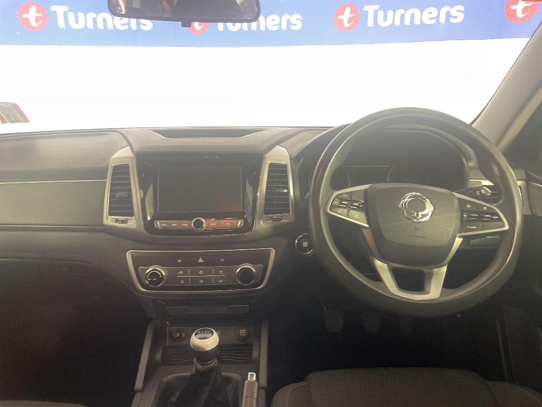 Photo '17' of Ssangyong Rhino