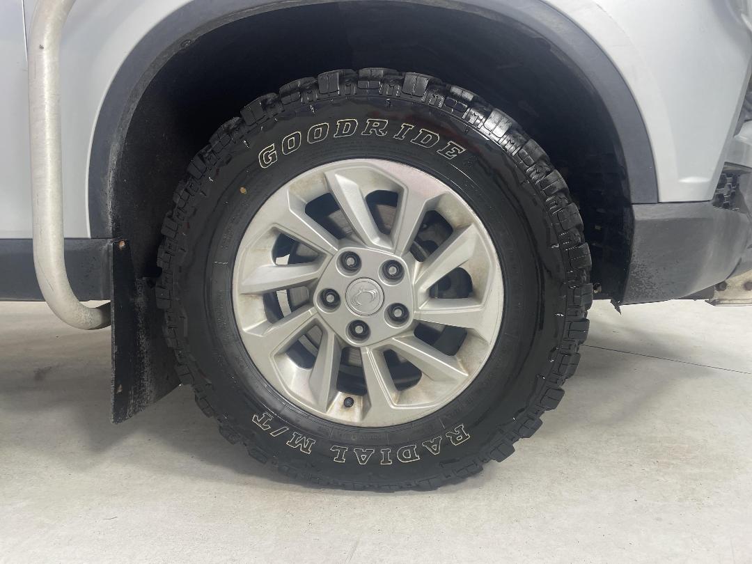 Photo '9' of Ssangyong Rhino