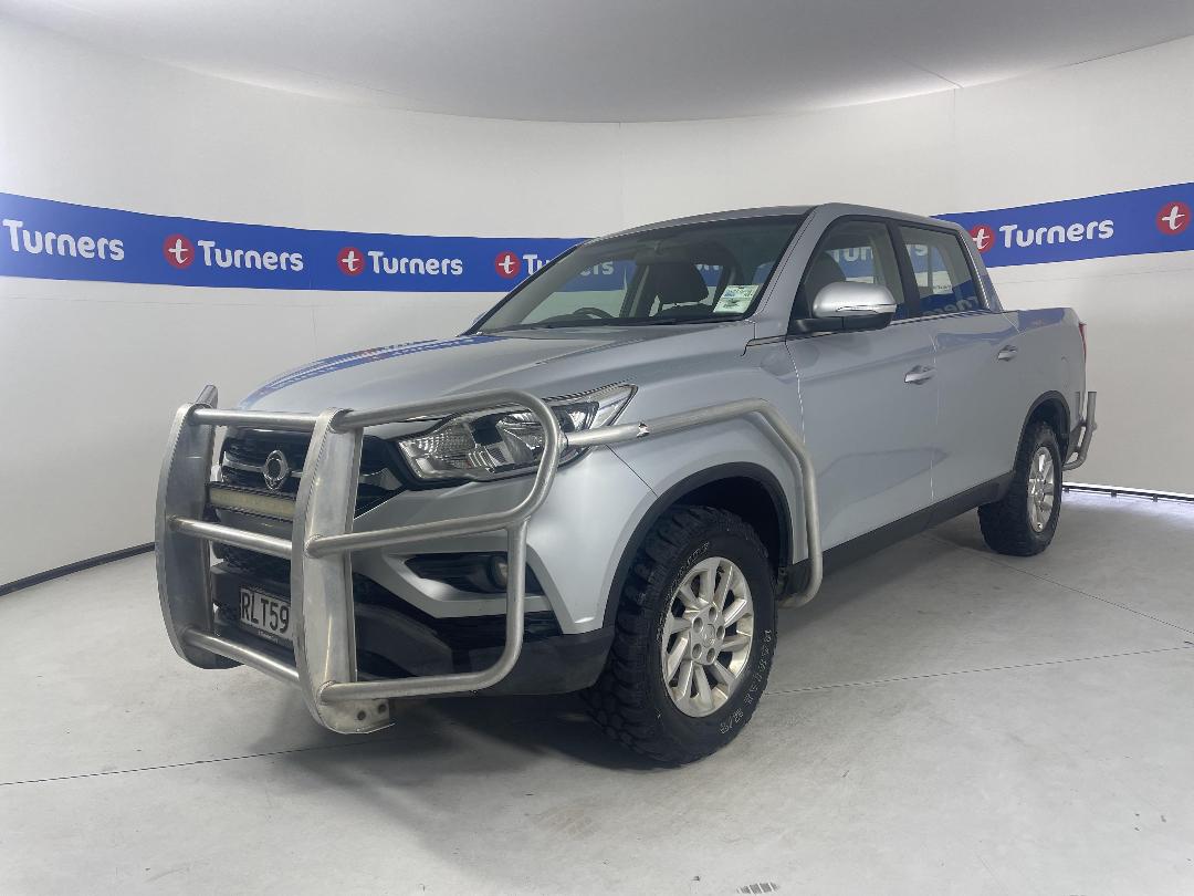 Photo '4' of Ssangyong Rhino