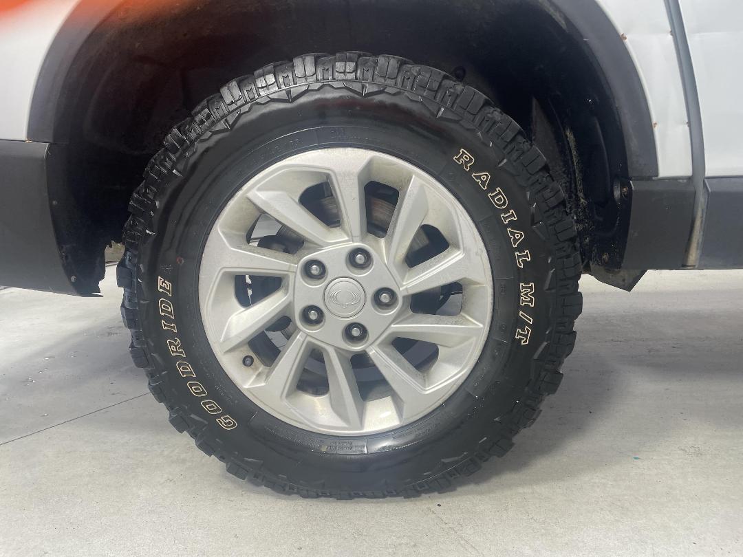 Photo '12' of Ssangyong Rhino