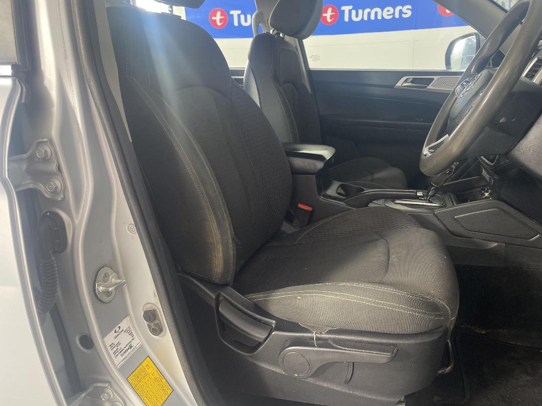 Photo '16' of Ssangyong Rhino