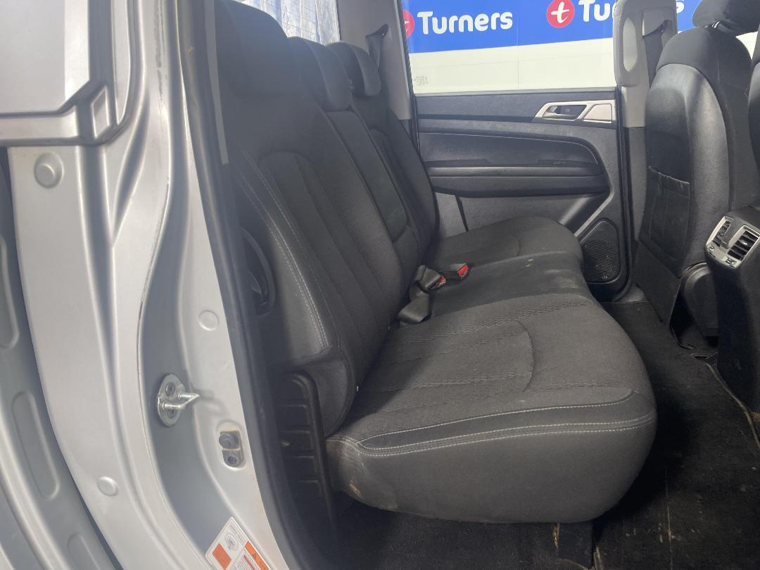 Photo '20' of Ssangyong Rhino